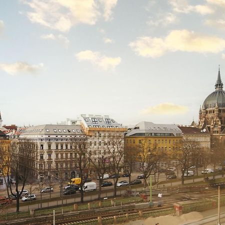Modern Vienna Apartment In Prime Location Eksteriør billede
